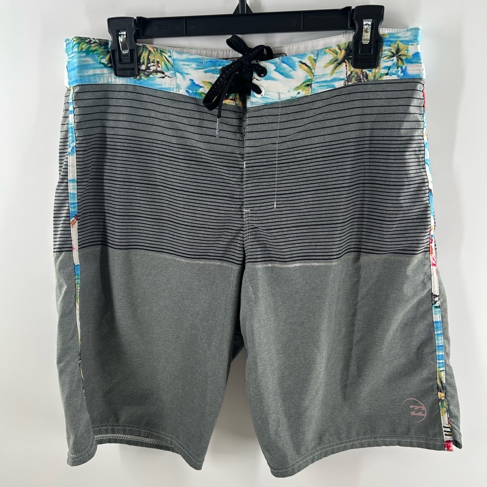 BillaBong Men's Gray Stripe Boardshorts with Tropical Waistband Size 32